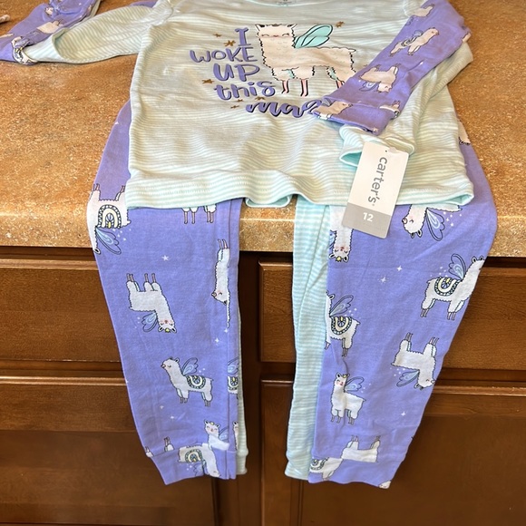 2 Carters pajamas NWT - girls - 12 - Picture 2 of 4